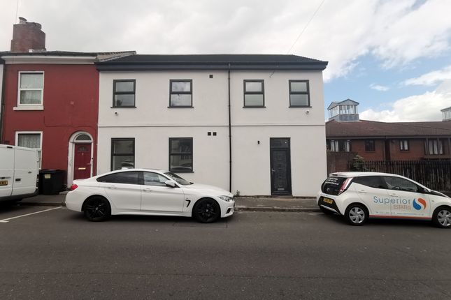 End terrace house to rent in Mary St, Birmingham
