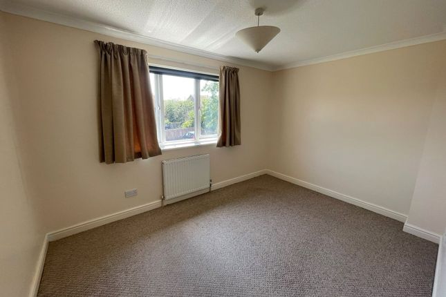 1, Heather Close, Devon photo 5