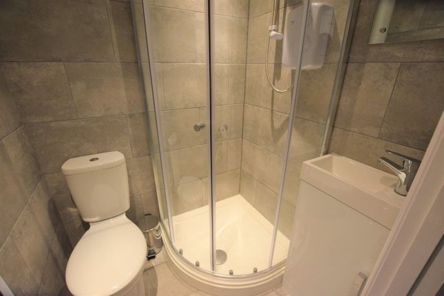 Room 5, 84 Walbrook Road, Derby photo 4