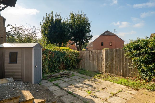 50, Maiden Place, Lower Earley photo 3