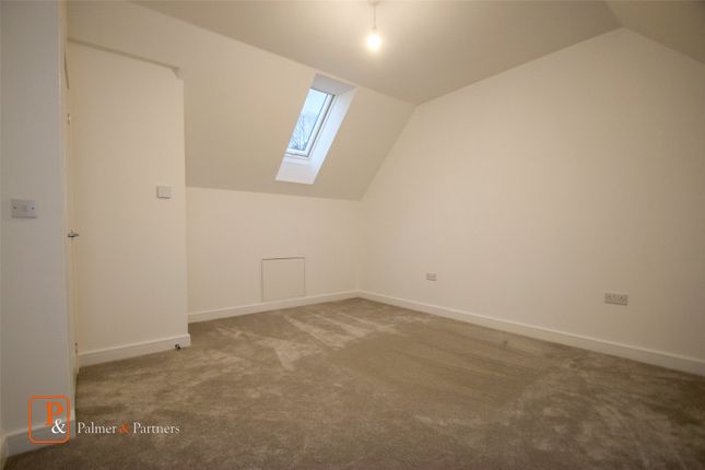 Detached house to rent in Chapel Crescent, Colchester, Essex