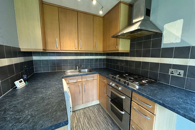 38 Flatford Close, Stowmarket photo 3