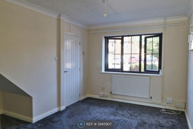 Knaresborough Court, Eynesbury, St Neots photo 4