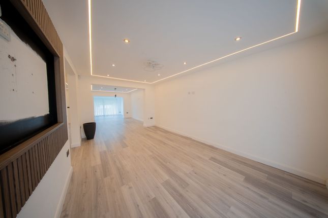 63 Carlton Road, Altrincham photo 4