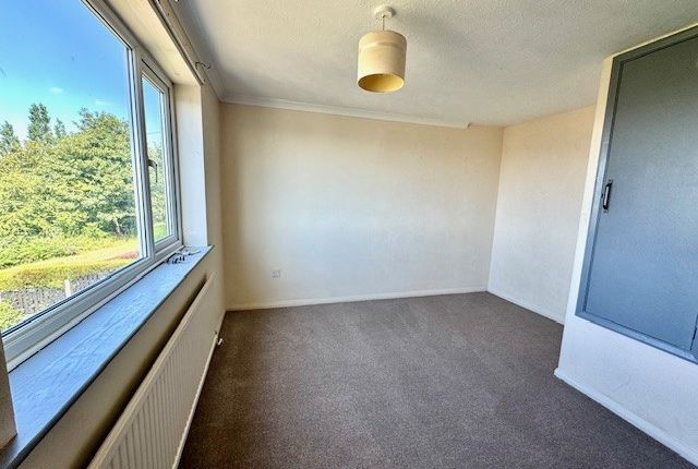 7, Sandhill Grove, BARNSLEY photo 5