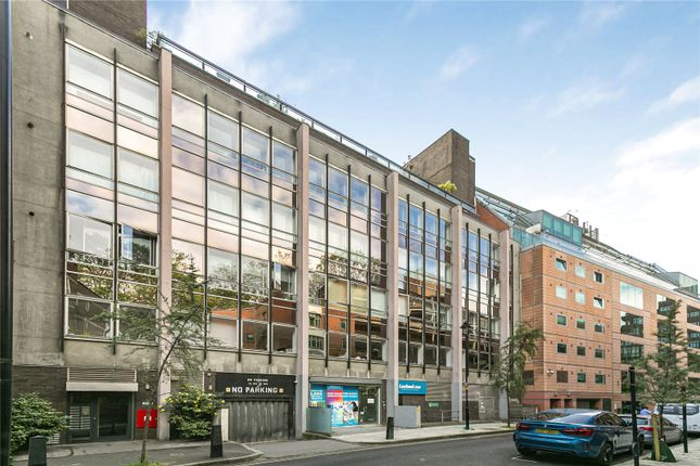 Thumbnail Flat to rent in New Compton Street, London