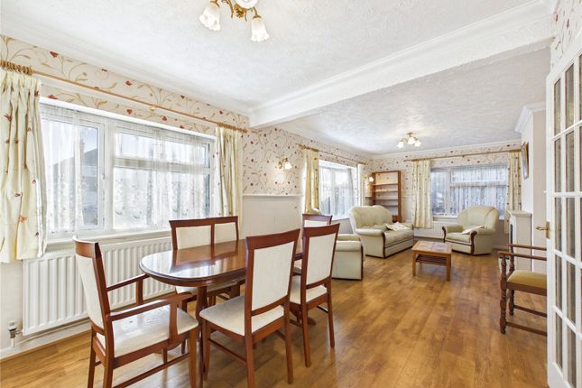 105, Prettygate Road, Essex photo 3
