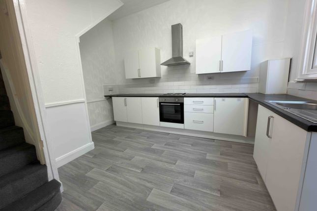 32b Garland Road, Parkeston, Harwich photo 2