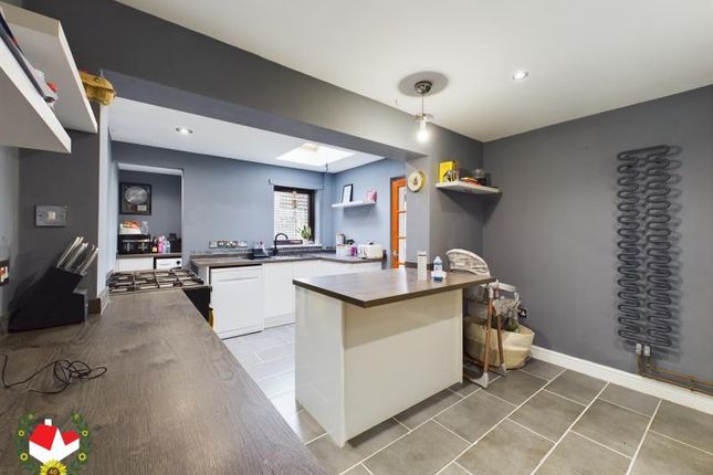 2, Blaisdon Close, Gloucester photo 2