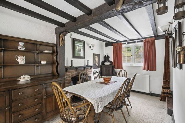 Farleigh Cottage, Cliddesden photo 4