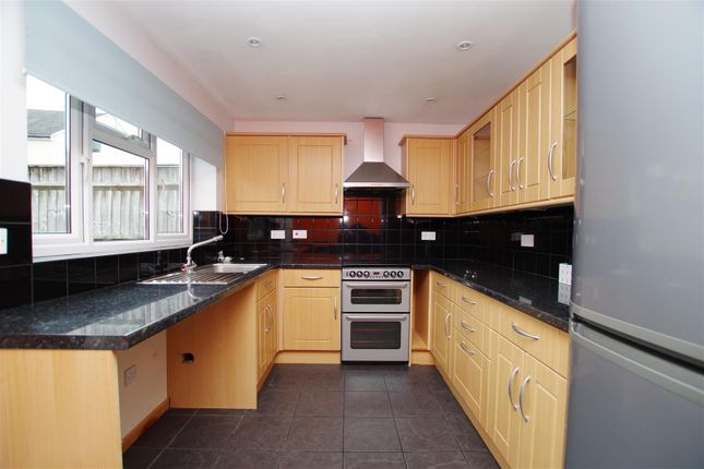 Terraced house to rent in Birch Street, Town Centre, Swindon