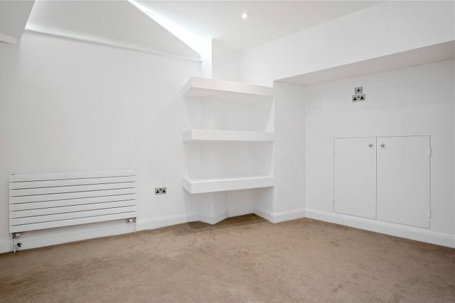 Maisonette for sale in Mountgrove Road, Highbury, Islington, London