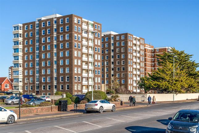 Flat for sale in West Parade, Worthing, West Sussex