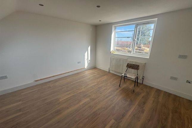 Thumbnail Property to rent in Munster Avenue, Hounslow