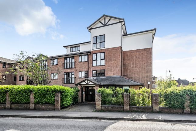 Flat for sale in Imperial Court, Station Road, Henley-On-Thames, Oxfordshire