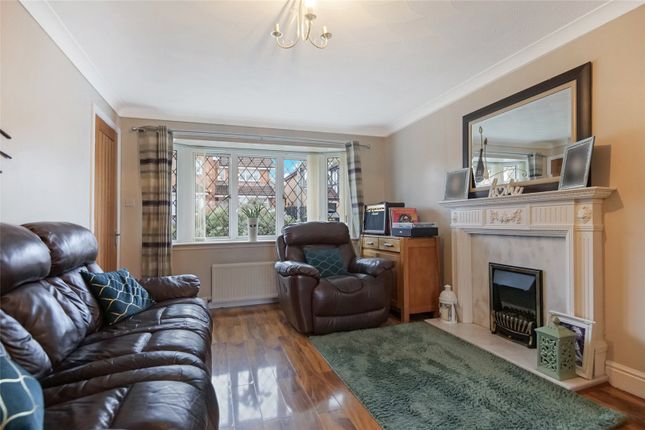 7, English Row, Airdrie photo 4