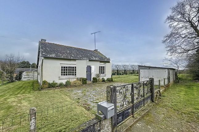 Thumbnail Detached house for sale in Bazouges-La-Perouse, Bretagne, 35560, France