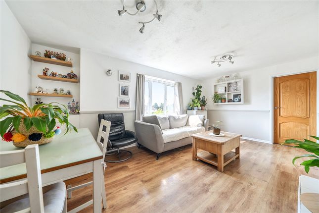 12 The Square,, Paynesfield Road, Kent photo 4