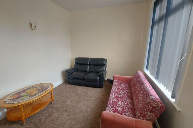 1 Blamires Street, Bradford photo 4