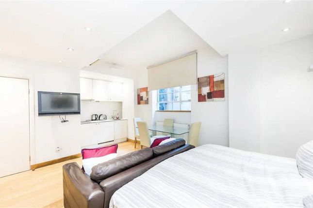 Studio to rent in Princes Gate, London