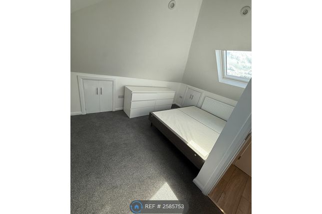 Loft Studio Flat Room