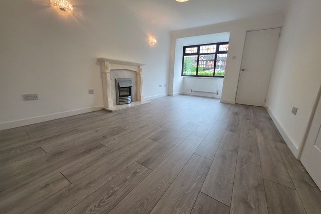 13, Landrake Grove, Stoke-on-Trent photo 5