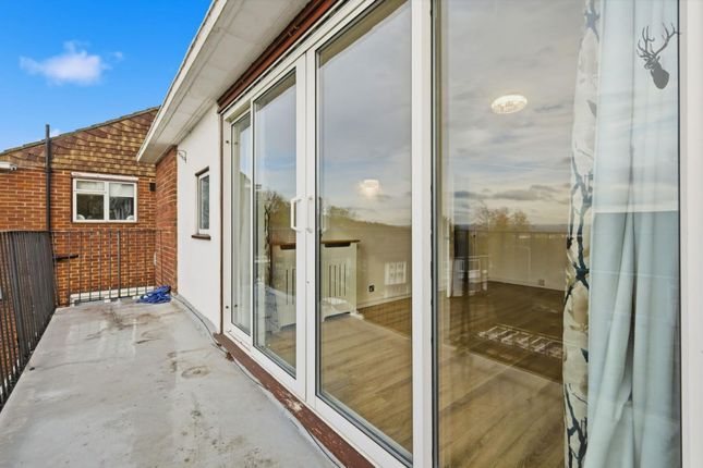 11, Top House Rise, London photo 4