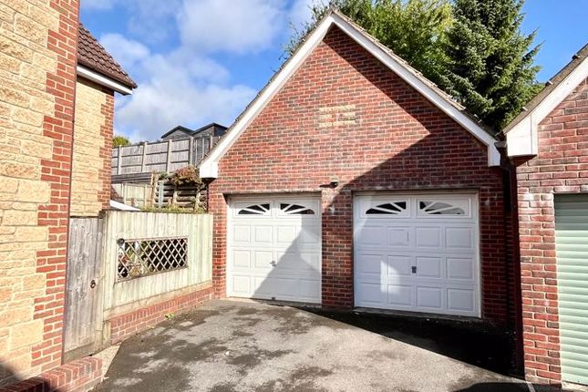 14, Highfield, Ilminster photo 2