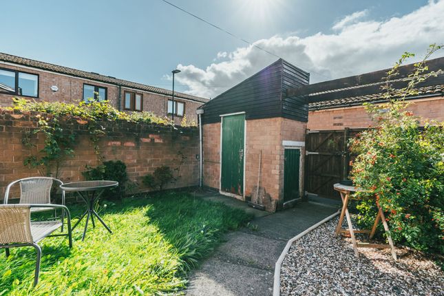 26 Totley Brook Way, Sheffield photo 4