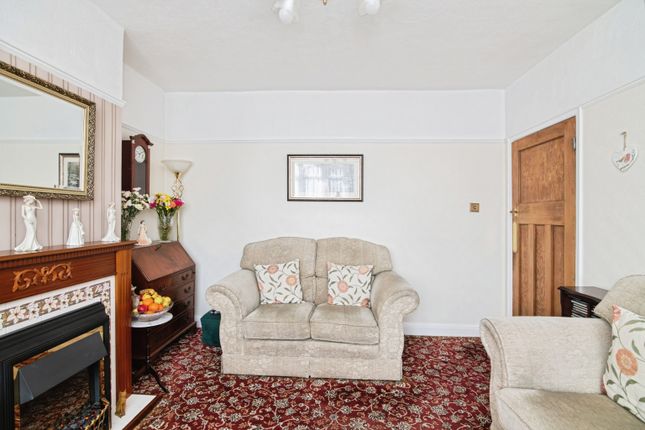 93, Bradley Lane, Bilston photo 4