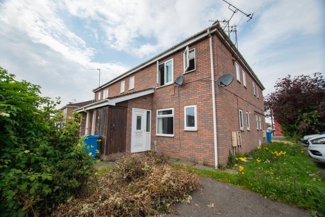 Thumbnail Flat to rent in Broadley Close, Hull