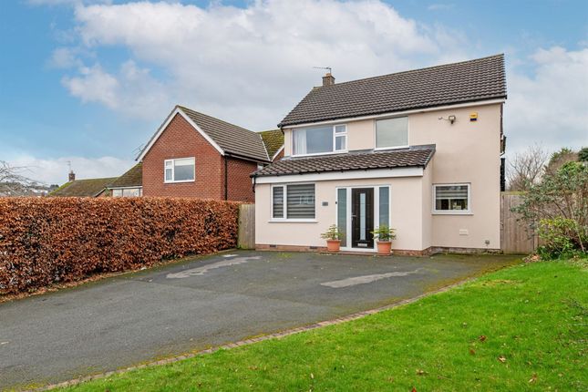 4-bed house on 10 Langdale Way, Frodsham, £465,000