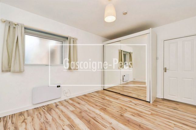 Flat 8, Surbiton photo 4