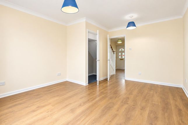 19, Gaddesden Crescent, Milton Keynes photo 5