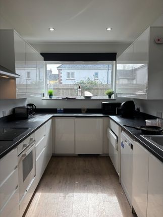 2, Archibald Street, Gloucester photo 3