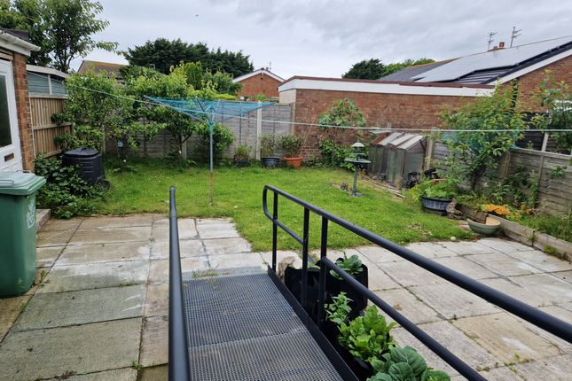 90, Duddon Avenue, Fleetwood photo 4