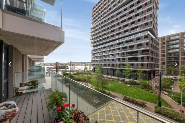 2-bed flat on 3/11  19 Fairwater House, 1 Bonnet Street, London E16 2SY, £550,000