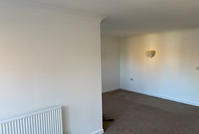 16, Ash Close, Weston Super Mare, North Somerset photo 4