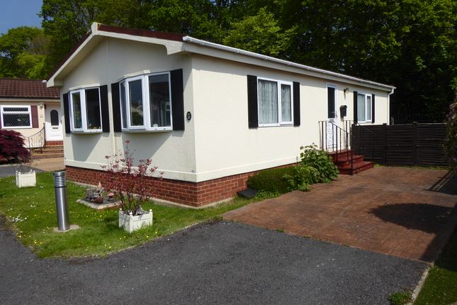 Mobile/park home for sale in Knightcrest Park, Milford Road, Everton, Lymington