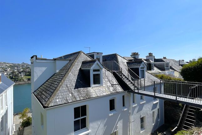 7, Penlee, Tower Park, Fowey photo 3