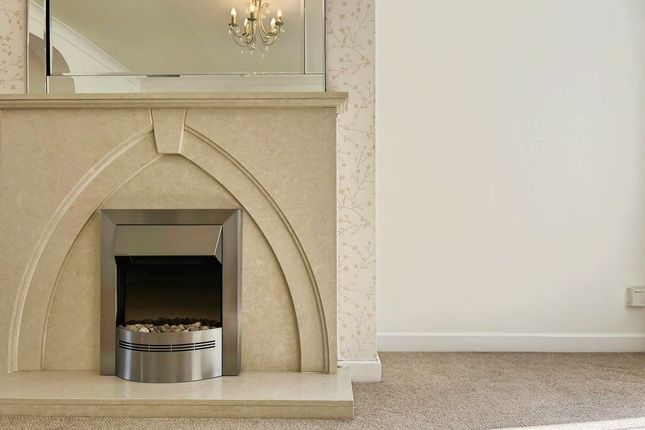 38, Mayfair Gardens, Newcastle Upon Tyne photo 5