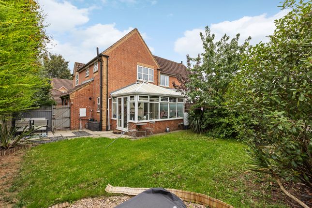 23, Peartree Close Barlby, Selby photo 4