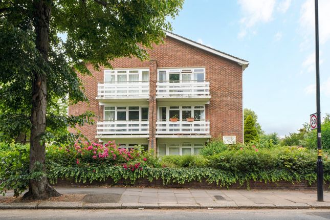 2 bed flat for sale in Argyle Road, Ealing W13