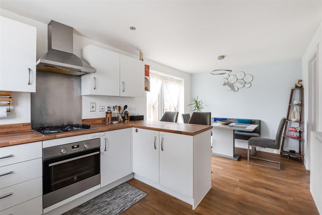 8, Hop Bine Drive, Cambridge photo 4
