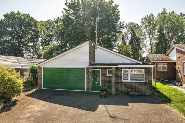 3-bed house on 10, Holmes Crescent, Berkshire, £575,000