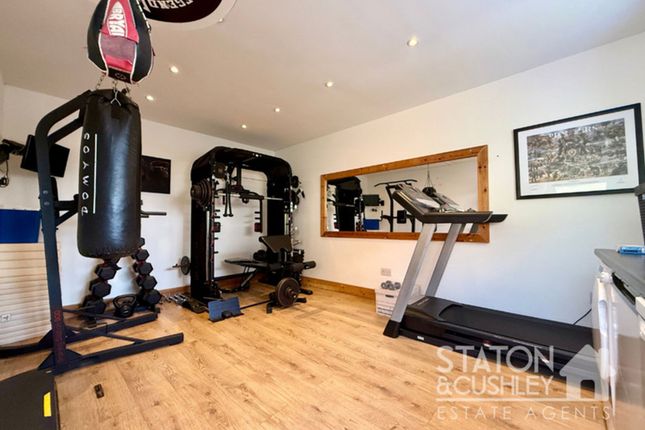 19 Sherwood Dene, Nottingham photo 3
