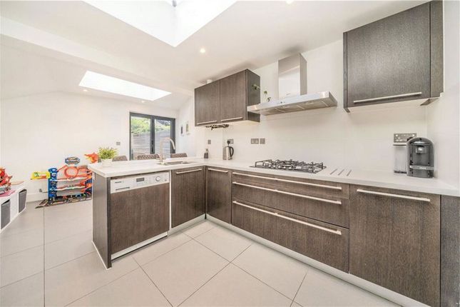 3, Westfields Avenue, London photo 4