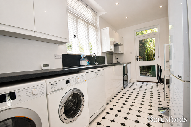 Creedy Cottage,, Pattison Close, Witham photo 4