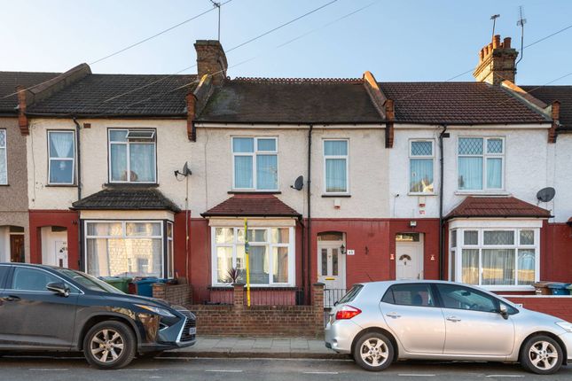 Terraced house for sale in Rosslyn Crescent, Harrow