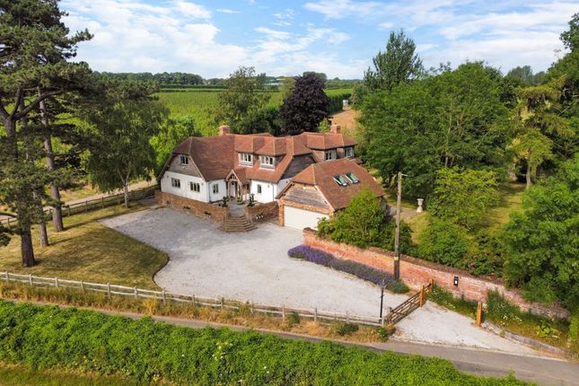 Thumbnail Detached house to rent in Lavenders Road, West Malling